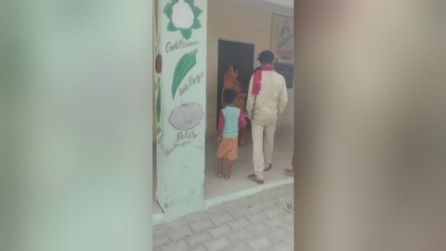 जौनपुर: छह वर्षीय छात्र को क्लासरूम में बंद कर घर चला गया स्कूल स्टाफ, डेढ़ घंटे बाद परिजनों ने निकाला